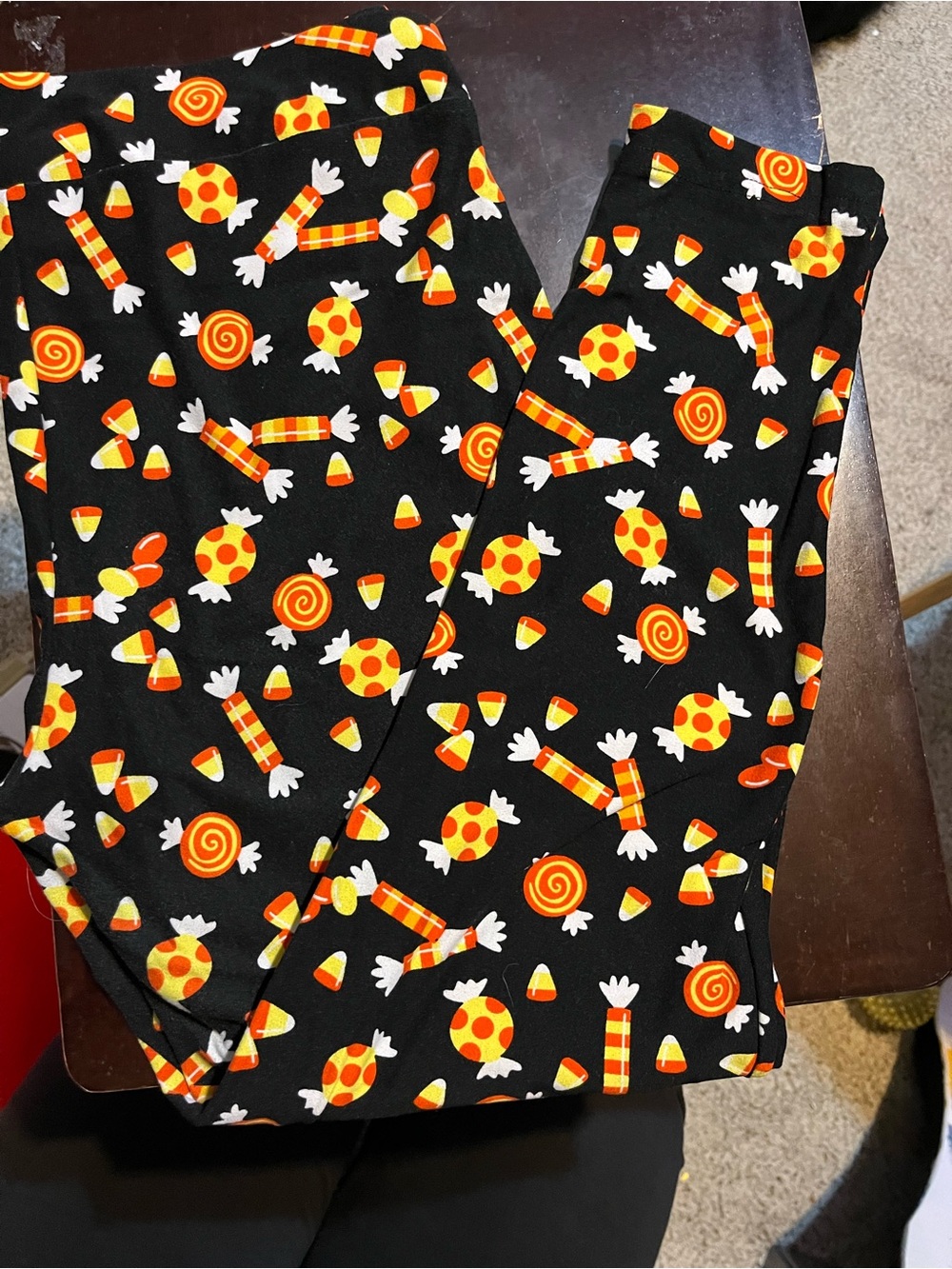 Women’s Terra & Sky Black Halloween Candy Print Leggings - Orange and Yellow